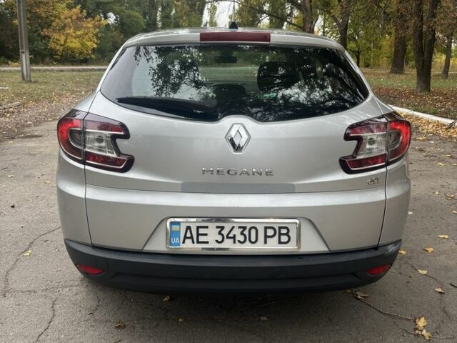 Серый Рено Меган, объемом двигателя 1.5 л и пробегом 270 тыс. км за 5700 $, фото 3 на Automoto.ua