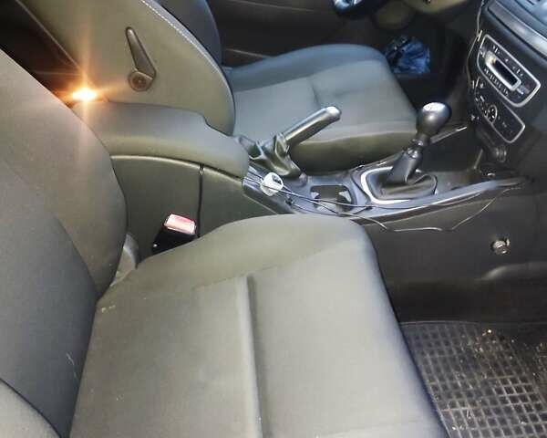 Сірий Рено Меган, об'ємом двигуна 1.6 л та пробігом 210 тис. км за 6700 $, фото 13 на Automoto.ua