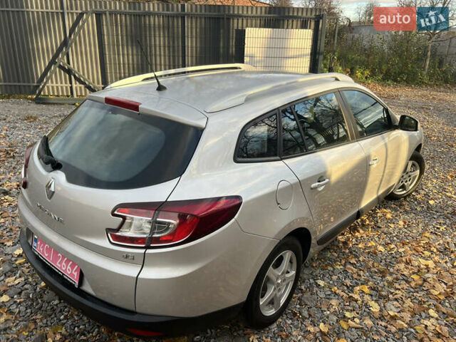 Серый Рено Меган, объемом двигателя 1.5 л и пробегом 225 тыс. км за 7600 $, фото 25 на Automoto.ua