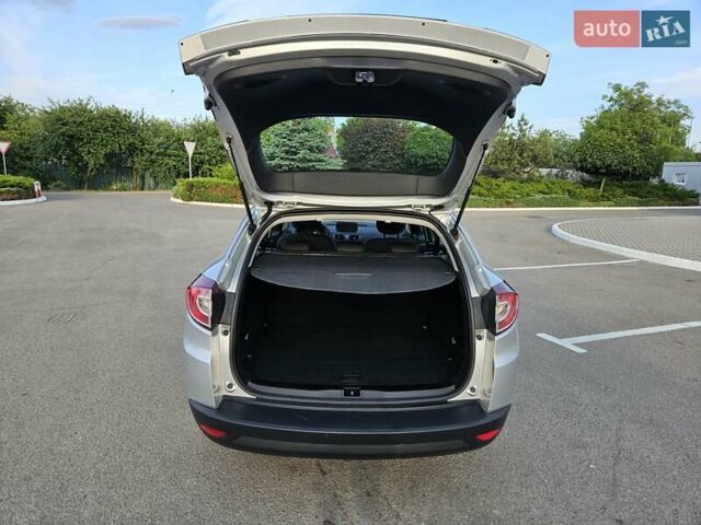 Серый Рено Меган, объемом двигателя 1.6 л и пробегом 195 тыс. км за 7850 $, фото 51 на Automoto.ua