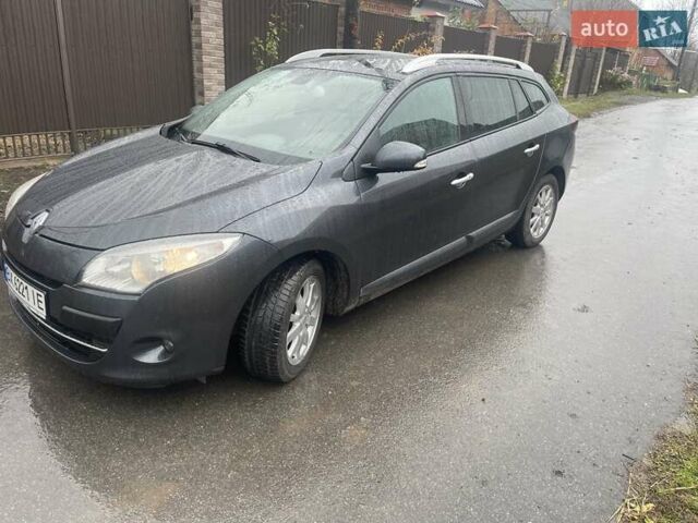 Серый Рено Меган, объемом двигателя 1.5 л и пробегом 240 тыс. км за 7500 $, фото 4 на Automoto.ua