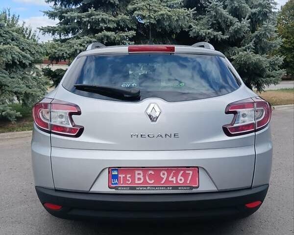 Сірий Рено Меган, об'ємом двигуна 1.6 л та пробігом 221 тис. км за 6950 $, фото 7 на Automoto.ua