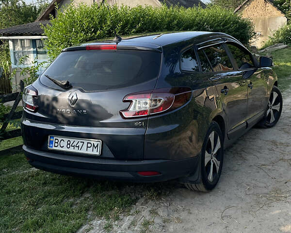 Сірий Рено Меган, об'ємом двигуна 1.46 л та пробігом 312 тис. км за 6700 $, фото 1 на Automoto.ua
