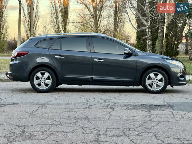 Серый Рено Меган, объемом двигателя 1.46 л и пробегом 223 тыс. км за 6999 $, фото 14 на Automoto.ua