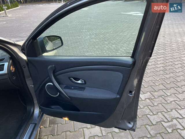 Сірий Рено Меган, об'ємом двигуна 1.5 л та пробігом 227 тис. км за 6650 $, фото 14 на Automoto.ua