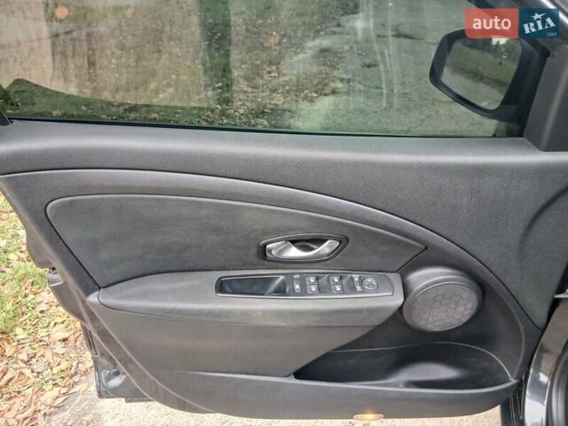 Сірий Рено Меган, об'ємом двигуна 1.46 л та пробігом 273 тис. км за 6500 $, фото 12 на Automoto.ua