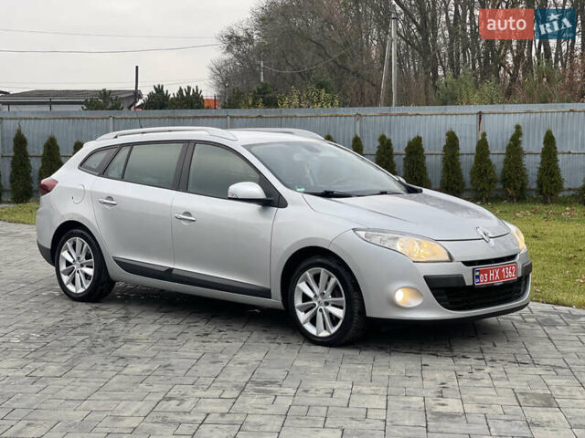 Серый Рено Меган, объемом двигателя 1.6 л и пробегом 225 тыс. км за 7700 $, фото 9 на Automoto.ua