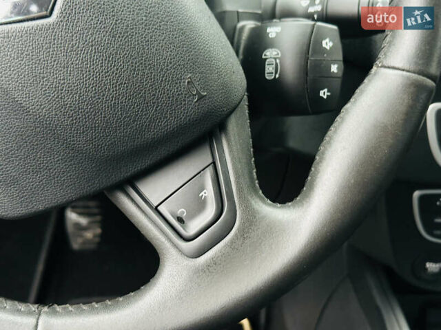 Серый Рено Меган, объемом двигателя 1.87 л и пробегом 228 тыс. км за 8500 $, фото 29 на Automoto.ua