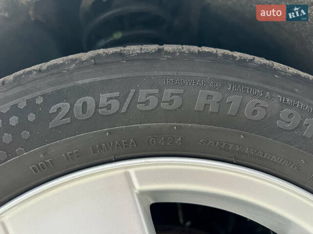 Серый Рено Меган, объемом двигателя 1.6 л и пробегом 182 тыс. км за 7800 $, фото 24 на Automoto.ua