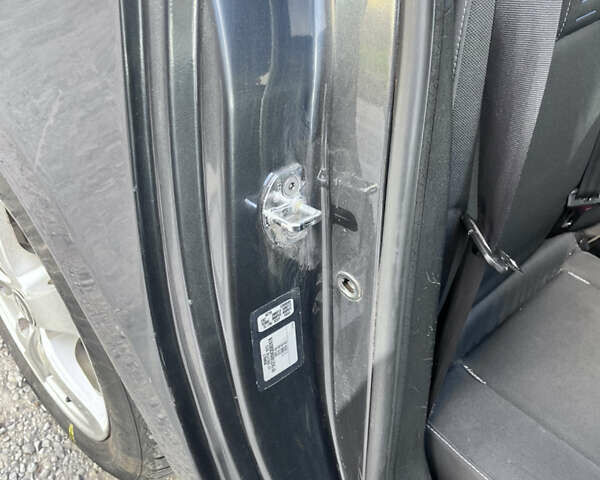 Серый Рено Меган, объемом двигателя 1.46 л и пробегом 325 тыс. км за 6400 $, фото 14 на Automoto.ua