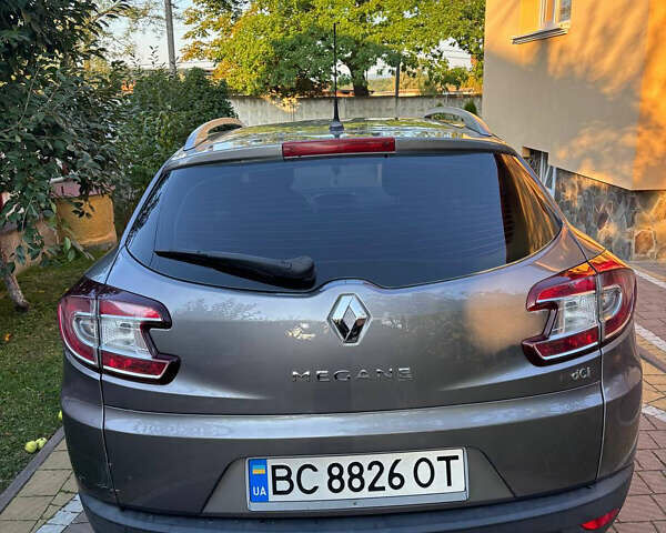 Серый Рено Меган, объемом двигателя 1.5 л и пробегом 263 тыс. км за 6200 $, фото 2 на Automoto.ua