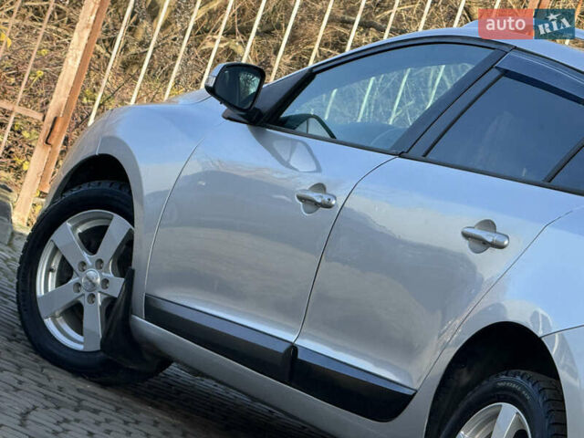 Серый Рено Меган, объемом двигателя 1.46 л и пробегом 180 тыс. км за 6750 $, фото 28 на Automoto.ua