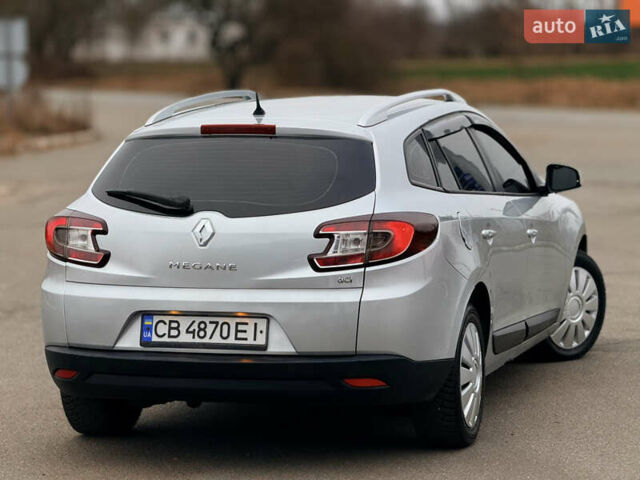 Серый Рено Меган, объемом двигателя 1.9 л и пробегом 286 тыс. км за 5650 $, фото 11 на Automoto.ua
