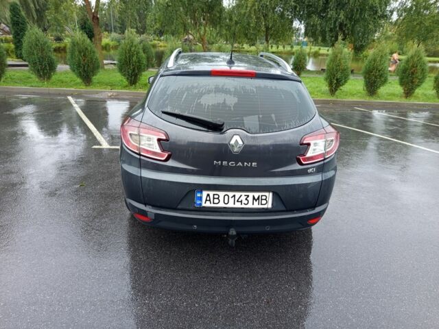 Серый Рено Меган, объемом двигателя 1.5 л и пробегом 380 тыс. км за 6800 $, фото 1 на Automoto.ua