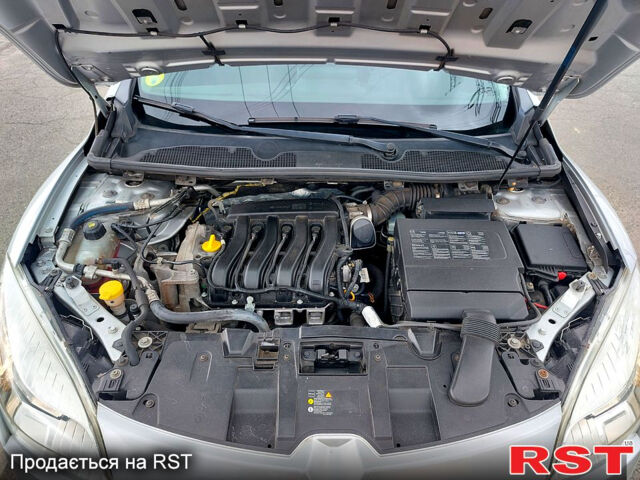 Сірий Рено Меган, об'ємом двигуна 1.6 л та пробігом 219 тис. км за 7300 $, фото 13 на Automoto.ua