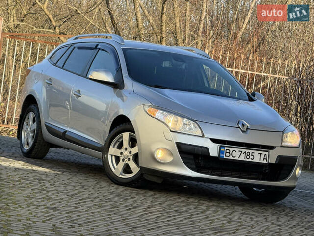 Серый Рено Меган, объемом двигателя 1.46 л и пробегом 180 тыс. км за 6750 $, фото 3 на Automoto.ua