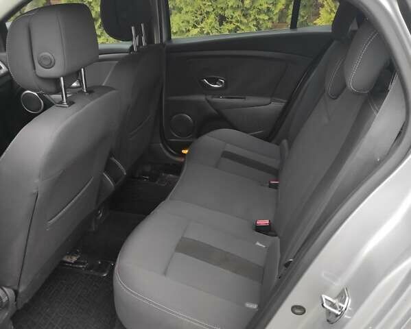 Серый Рено Меган, объемом двигателя 1.46 л и пробегом 286 тыс. км за 6450 $, фото 9 на Automoto.ua