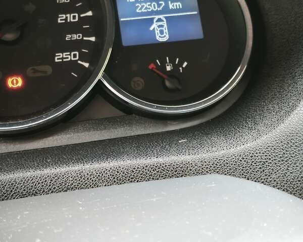 Серый Рено Меган, объемом двигателя 2 л и пробегом 125 тыс. км за 9950 $, фото 25 на Automoto.ua