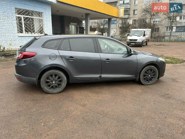 Серый Рено Меган, объемом двигателя 1.46 л и пробегом 285 тыс. км за 5700 $, фото 7 на Automoto.ua