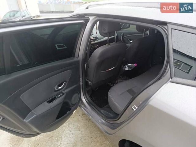 Сірий Рено Меган, об'ємом двигуна 1.5 л та пробігом 310 тис. км за 6800 $, фото 20 на Automoto.ua