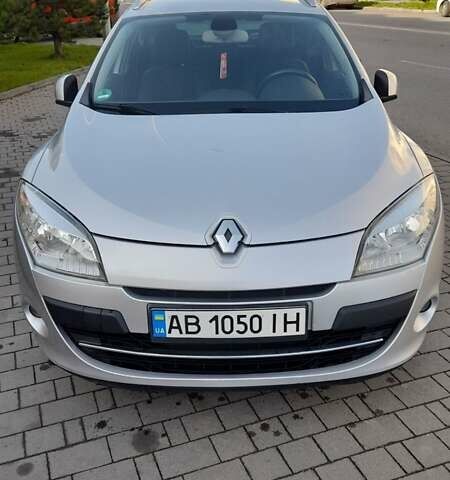 Серый Рено Меган, объемом двигателя 1.5 л и пробегом 223 тыс. км за 6900 $, фото 6 на Automoto.ua