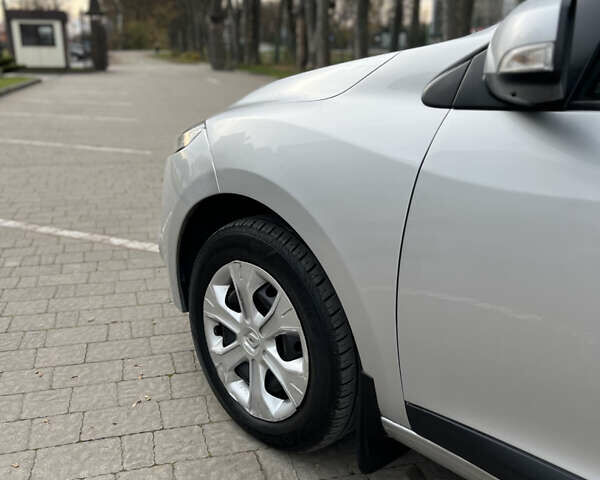 Серый Рено Меган, объемом двигателя 1.5 л и пробегом 265 тыс. км за 5499 $, фото 10 на Automoto.ua