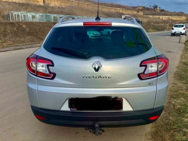 Серый Рено Меган, объемом двигателя 1.5 л и пробегом 242 тыс. км за 7990 $, фото 7 на Automoto.ua