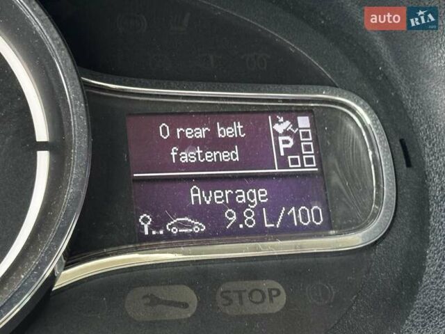 Серый Рено Меган, объемом двигателя 2 л и пробегом 260 тыс. км за 7800 $, фото 20 на Automoto.ua
