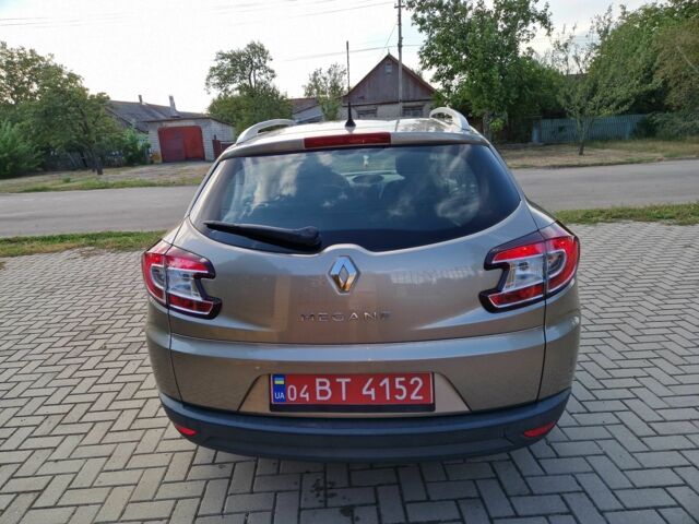 Сірий Рено Меган, об'ємом двигуна 1.6 л та пробігом 236 тис. км за 7300 $, фото 2 на Automoto.ua