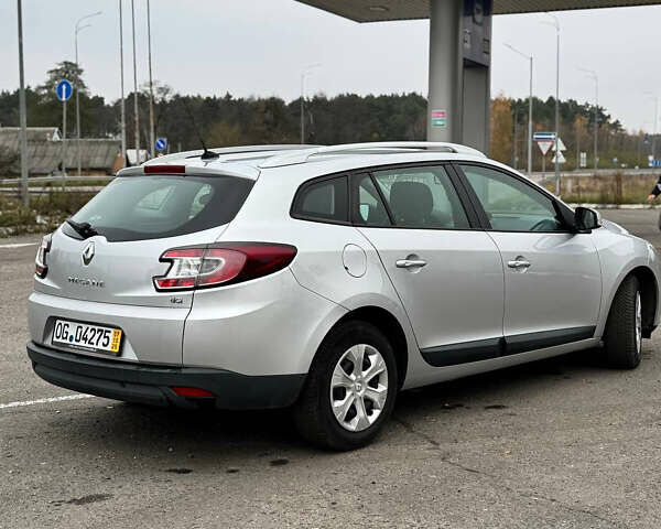 Серый Рено Меган, объемом двигателя 1.5 л и пробегом 215 тыс. км за 6400 $, фото 2 на Automoto.ua