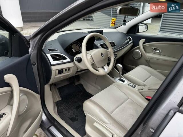 Серый Рено Меган, объемом двигателя 2 л и пробегом 260 тыс. км за 7800 $, фото 9 на Automoto.ua