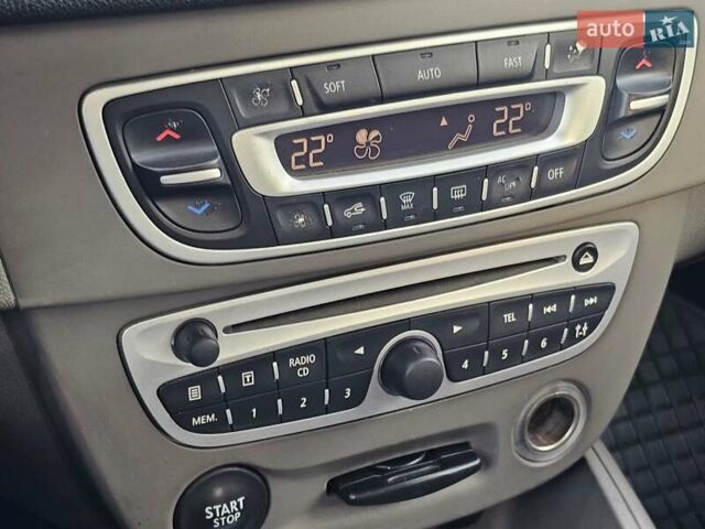 Серый Рено Меган, объемом двигателя 1.46 л и пробегом 257 тыс. км за 5150 $, фото 30 на Automoto.ua