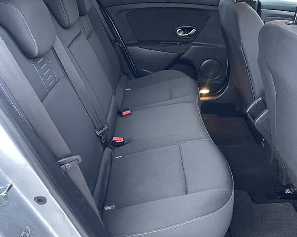 Серый Рено Меган, объемом двигателя 1.6 л и пробегом 225 тыс. км за 7599 $, фото 27 на Automoto.ua