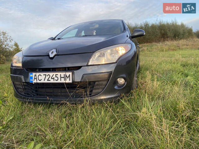 Сірий Рено Меган, об'ємом двигуна 1.5 л та пробігом 269 тис. км за 6700 $, фото 3 на Automoto.ua