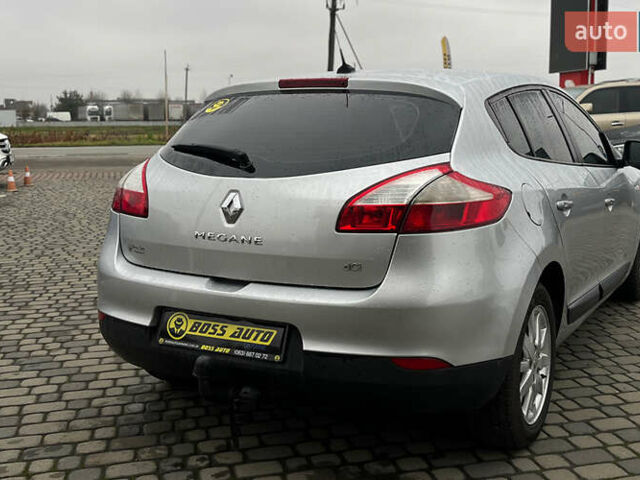 Серый Рено Меган, объемом двигателя 1.46 л и пробегом 260 тыс. км за 7200 $, фото 6 на Automoto.ua