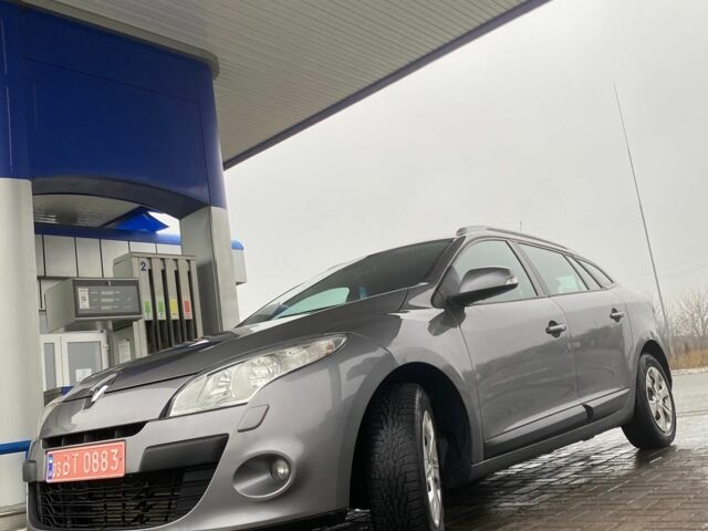 Серый Рено Меган, объемом двигателя 1.9 л и пробегом 247 тыс. км за 6114 $, фото 3 на Automoto.ua