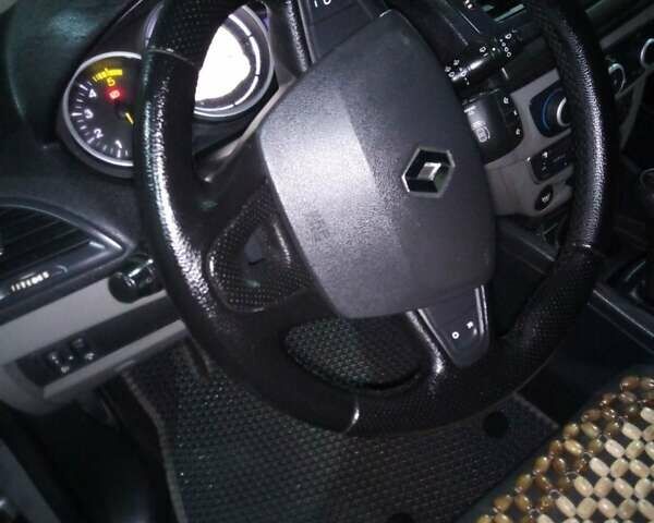 Серый Рено Меган, объемом двигателя 1.5 л и пробегом 260 тыс. км за 6000 $, фото 16 на Automoto.ua