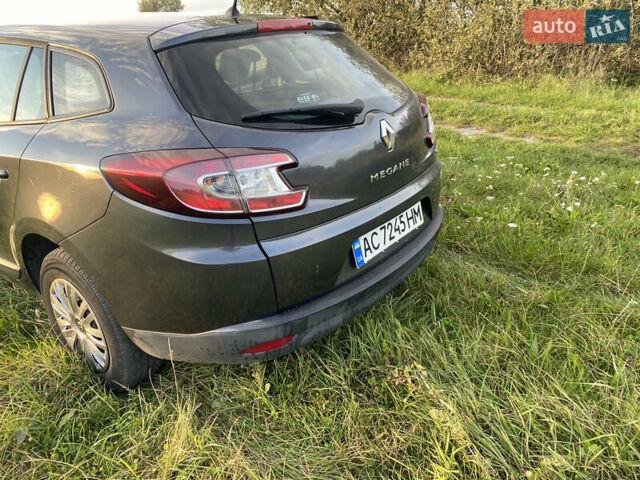 Сірий Рено Меган, об'ємом двигуна 1.5 л та пробігом 269 тис. км за 6700 $, фото 6 на Automoto.ua