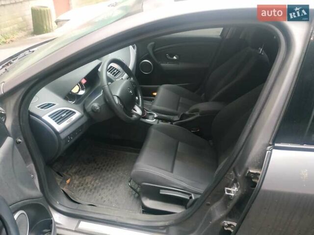 Серый Рено Меган, объемом двигателя 1.87 л и пробегом 312 тыс. км за 5800 $, фото 6 на Automoto.ua