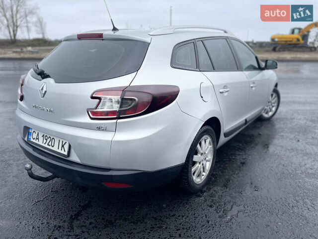 Серый Рено Меган, объемом двигателя 1.46 л и пробегом 287 тыс. км за 6900 $, фото 2 на Automoto.ua