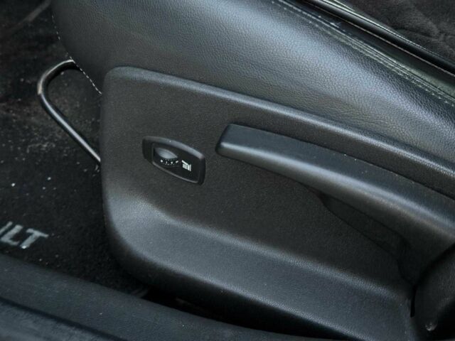 Серый Рено Меган, объемом двигателя 1.9 л и пробегом 297 тыс. км за 6690 $, фото 13 на Automoto.ua