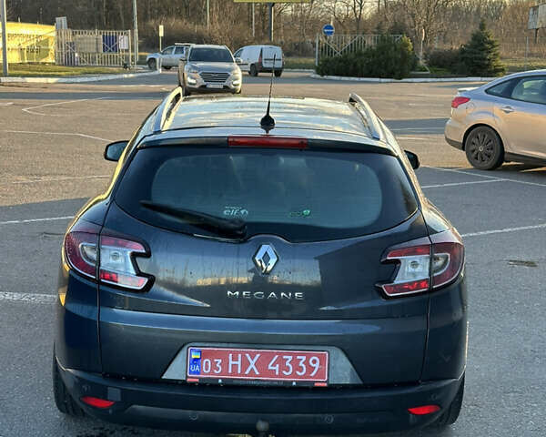 Сірий Рено Меган, об'ємом двигуна 1.6 л та пробігом 225 тис. км за 8299 $, фото 2 на Automoto.ua