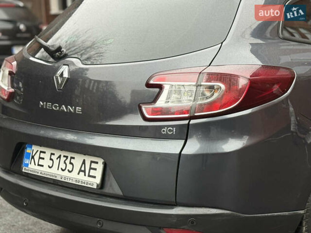 Серый Рено Меган, объемом двигателя 1.87 л и пробегом 280 тыс. км за 6500 $, фото 7 на Automoto.ua