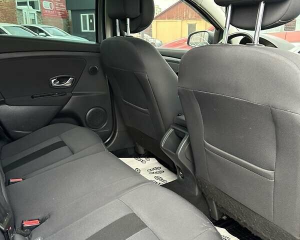 Сірий Рено Меган, об'ємом двигуна 1.5 л та пробігом 243 тис. км за 7300 $, фото 14 на Automoto.ua