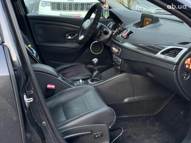 Серый Рено Меган, объемом двигателя 1.9 л и пробегом 297 тыс. км за 7290 $, фото 21 на Automoto.ua