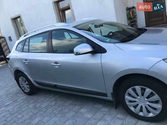 Серый Рено Меган, объемом двигателя 1.5 л и пробегом 238 тыс. км за 7000 $, фото 7 на Automoto.ua