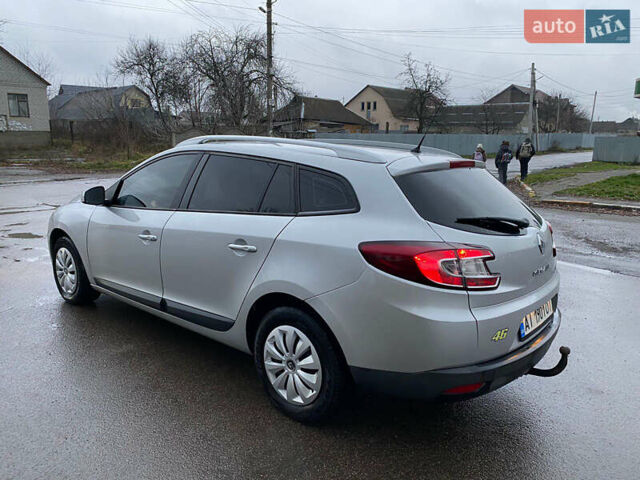 Серый Рено Меган, объемом двигателя 1.46 л и пробегом 300 тыс. км за 6300 $, фото 7 на Automoto.ua