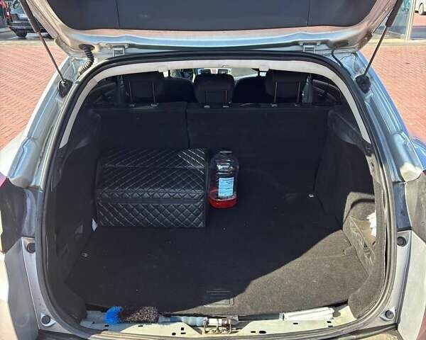 Серый Рено Меган, объемом двигателя 1.46 л и пробегом 330 тыс. км за 5300 $, фото 14 на Automoto.ua