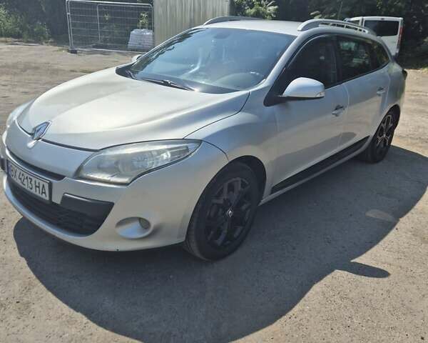 Серый Рено Меган, объемом двигателя 1.87 л и пробегом 267 тыс. км за 7800 $, фото 7 на Automoto.ua