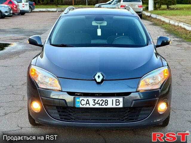 Серый Рено Меган, объемом двигателя 1.5 л и пробегом 223 тыс. км за 6999 $, фото 1 на Automoto.ua